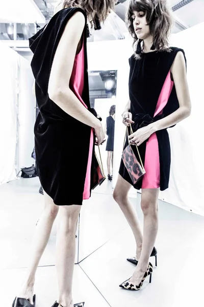 Look 44